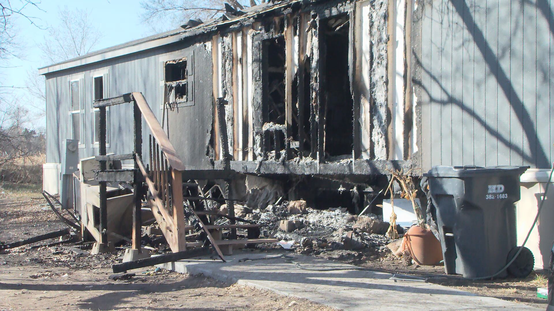Grand Island mobile home a total loss after fire