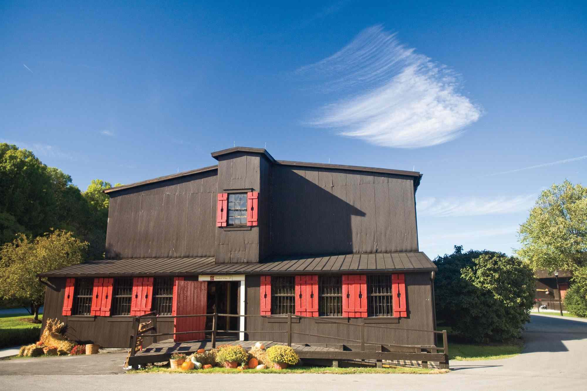 Maker's Mark just dropped its latest limited release—here's what makes ...