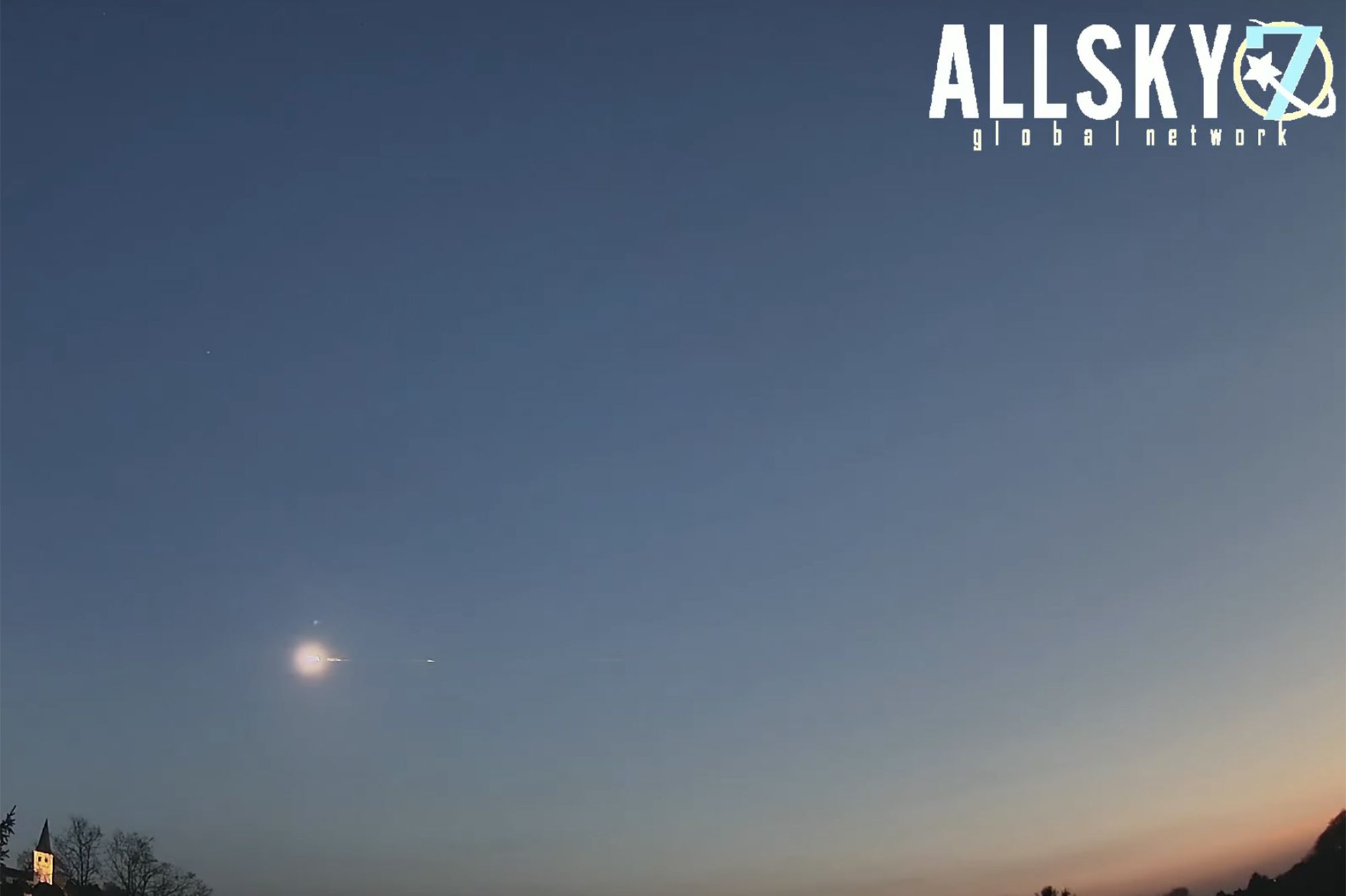 Meteorite crashes into bedroom after video shows 'fireball' blazing ...