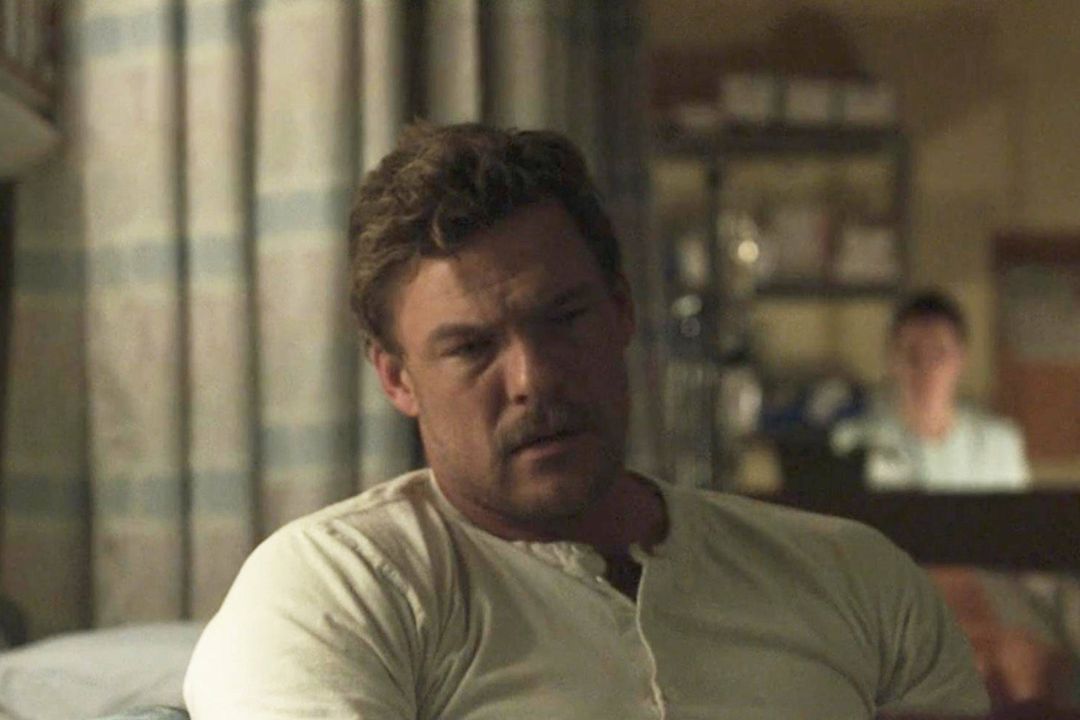 Alan Ritchson’s brutal ranger-style workouts that powered Netflix’s 'W ...