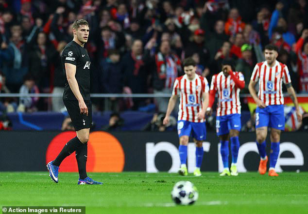 Antonin Kinsky makes two woeful mistakes on Champions League debut and ...