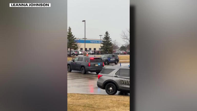 Racine County road rage arrest; man accused of pointing gun at teens