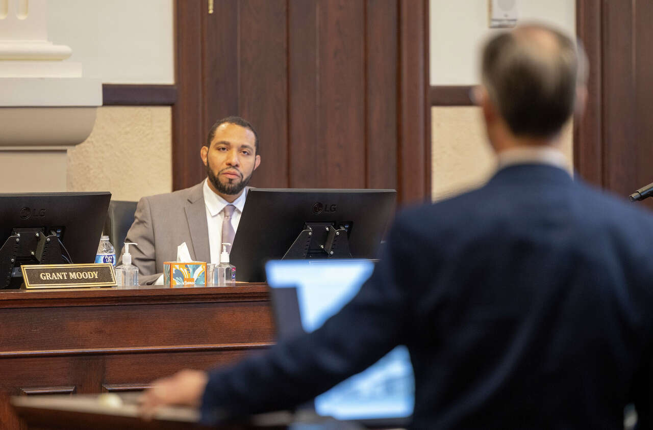 County's role in low-cost housing plan comes with risks, commissioners say