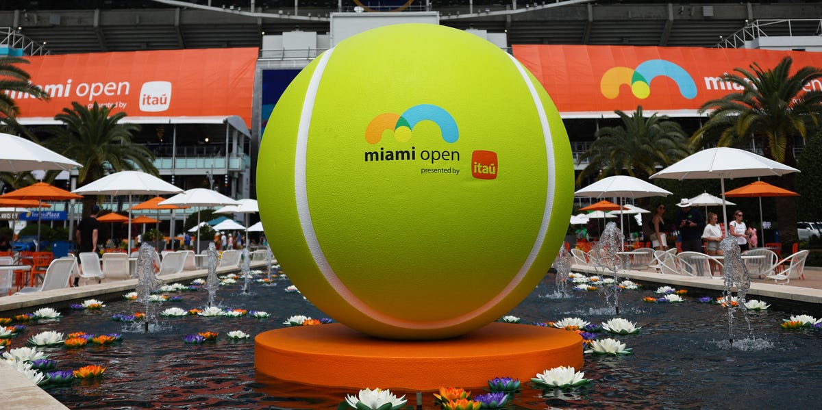 The Miami Open has a new cocktail & it comes in the cutest souvenir cup