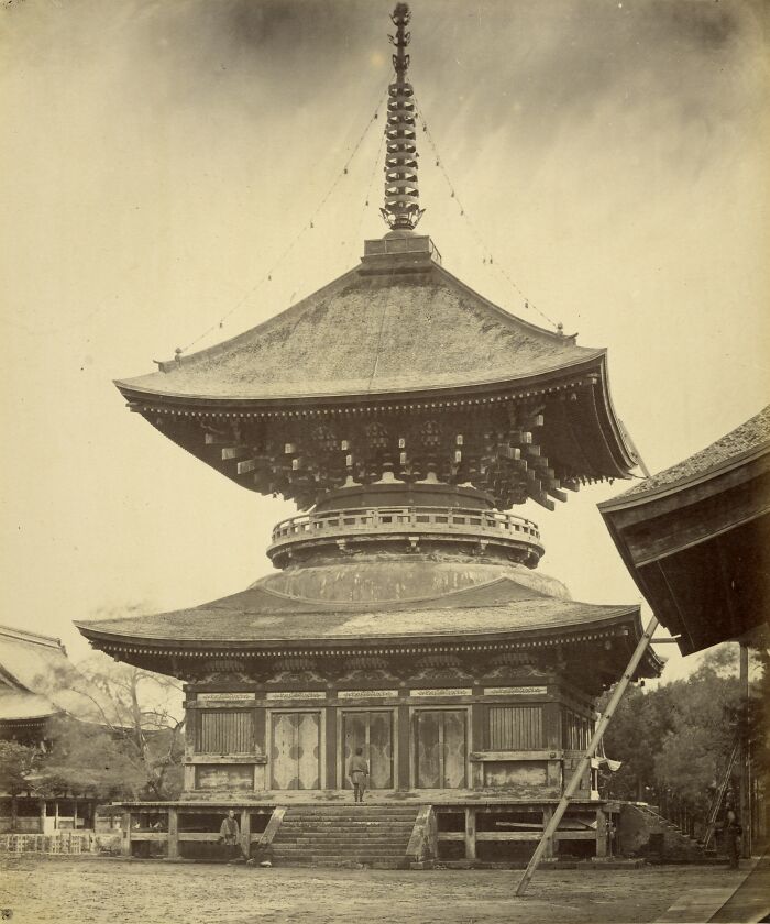 39 Remarkable Buildings That No Longer Exist