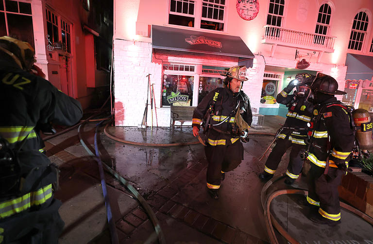 1 dead in Capitola Village residential fire