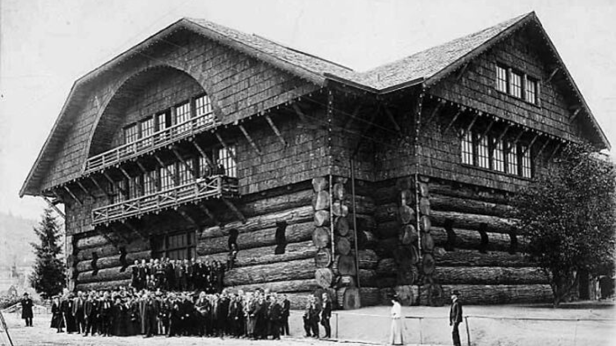 39 remarkable buildings that no longer exist