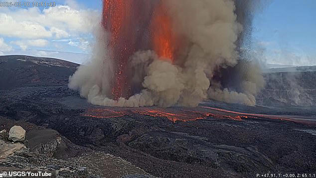 Hawaii's mountain of fire roars to life, blasting giant rocks into the sky