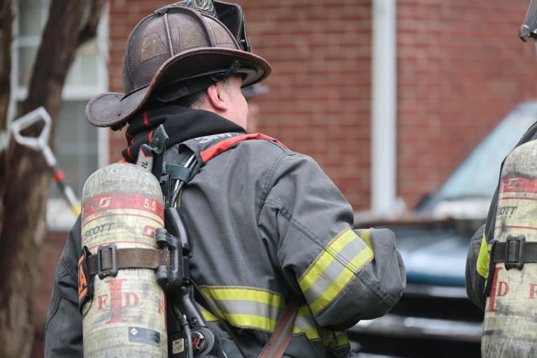 2 displaced after residence fire breaks out on east side of Indianapolis