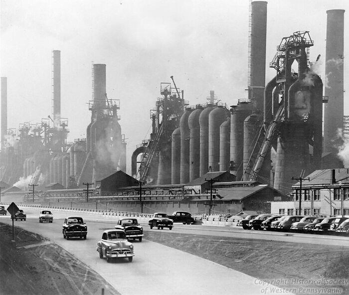 39 Remarkable Buildings That No Longer Exist