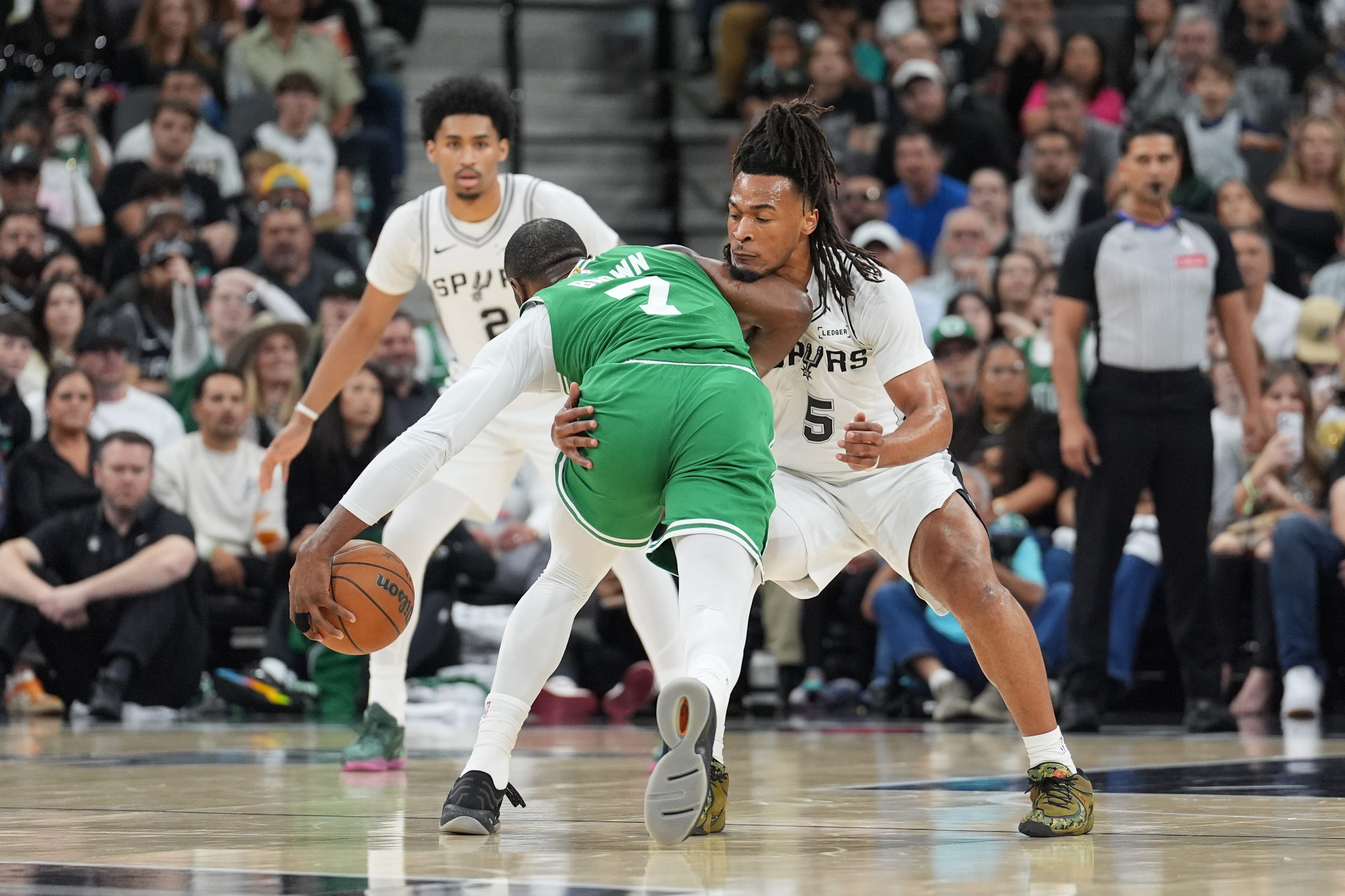 Jaylen Brown takes to social media to react to ejection vs. Spurs