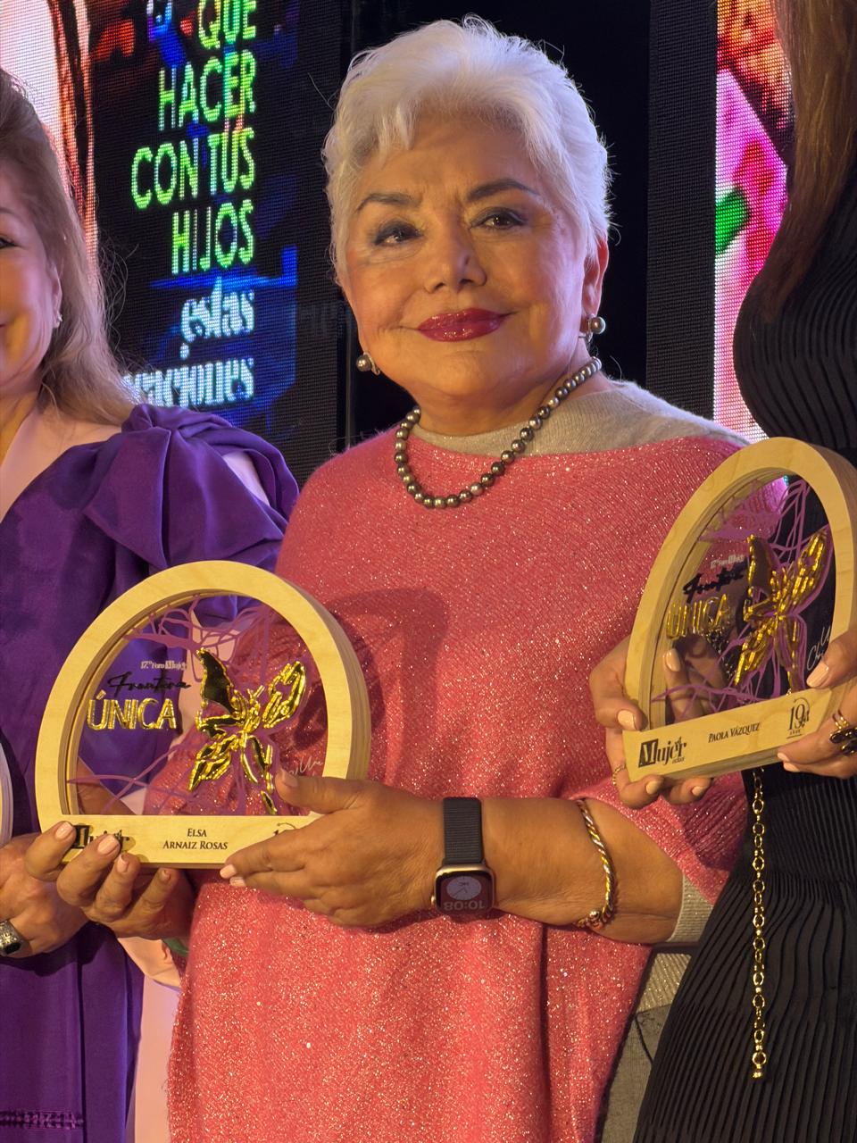 Elsa Arnaiz Rosas, ejemplo de elegancia y compromiso cultural, recibe ...