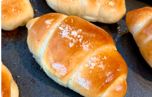 Salt bread 101: These 5 tips will help you make the perfect roll