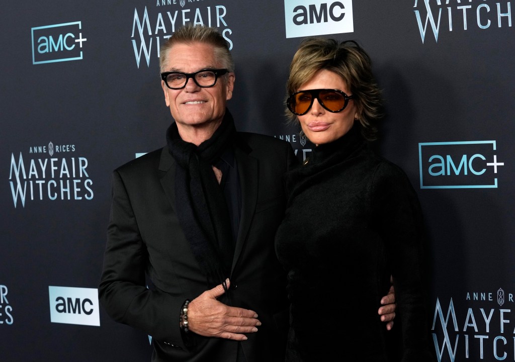 Lisa Rinna says she was drugged during 'The Traitors' premiere party at ...