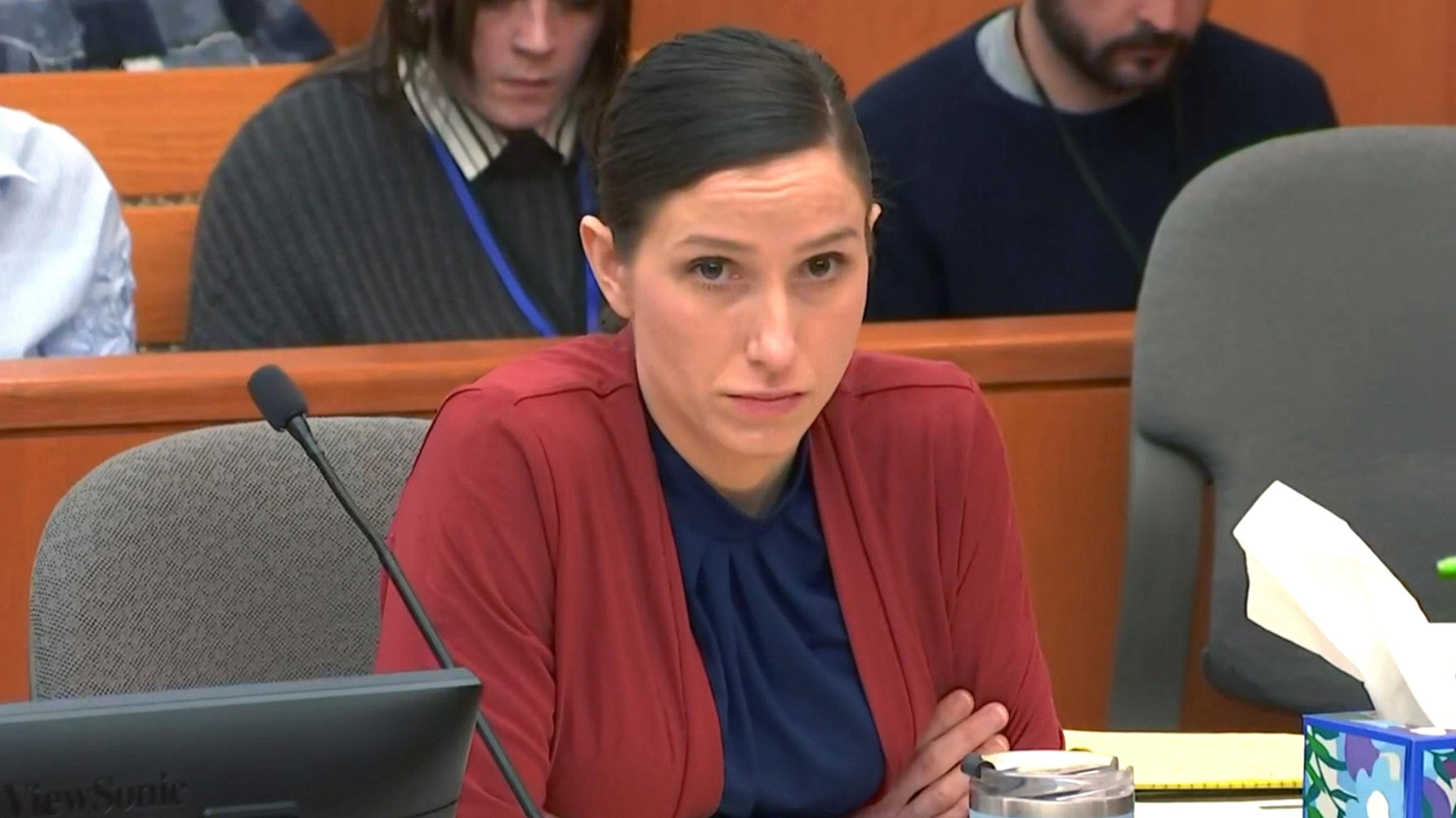 Key witness testifies she got drugs for mom accused of killing husband ...
