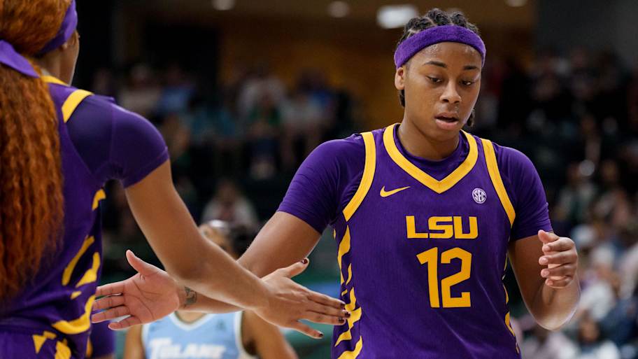 Mikaylah Williams notches impressive career accomplishment vs Tennessee