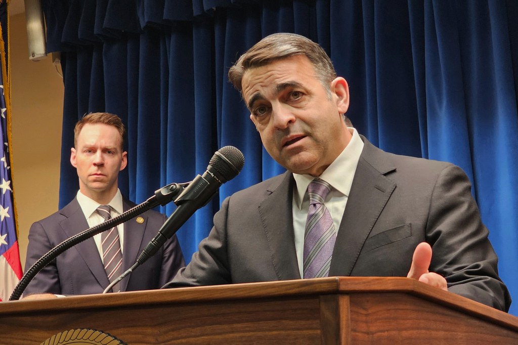 A chief judge warns Minnesota’s top prosecutor and ICE: Obey court ...