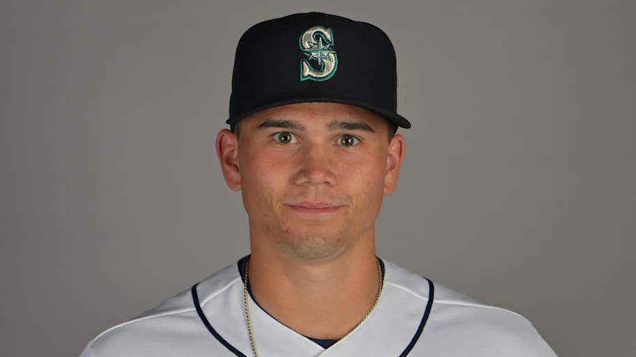 Mariners' Cal Raleigh understudy is already learning from the master