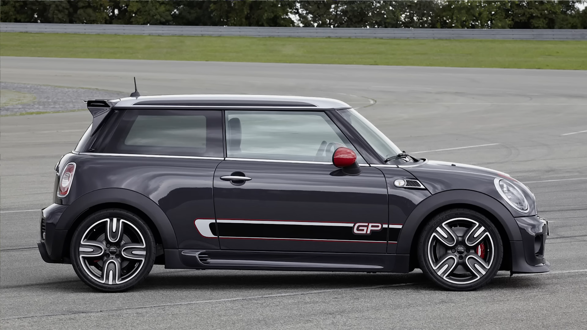 Fastest and most extreme Mini ever
