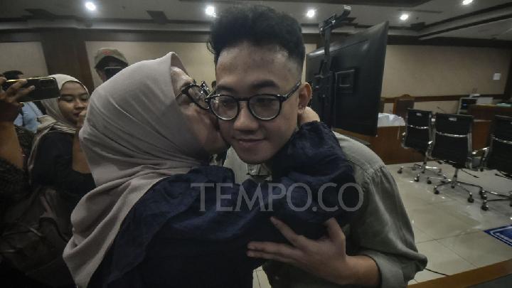 Gambar ilustrasi pengadilan atau demonstrasi