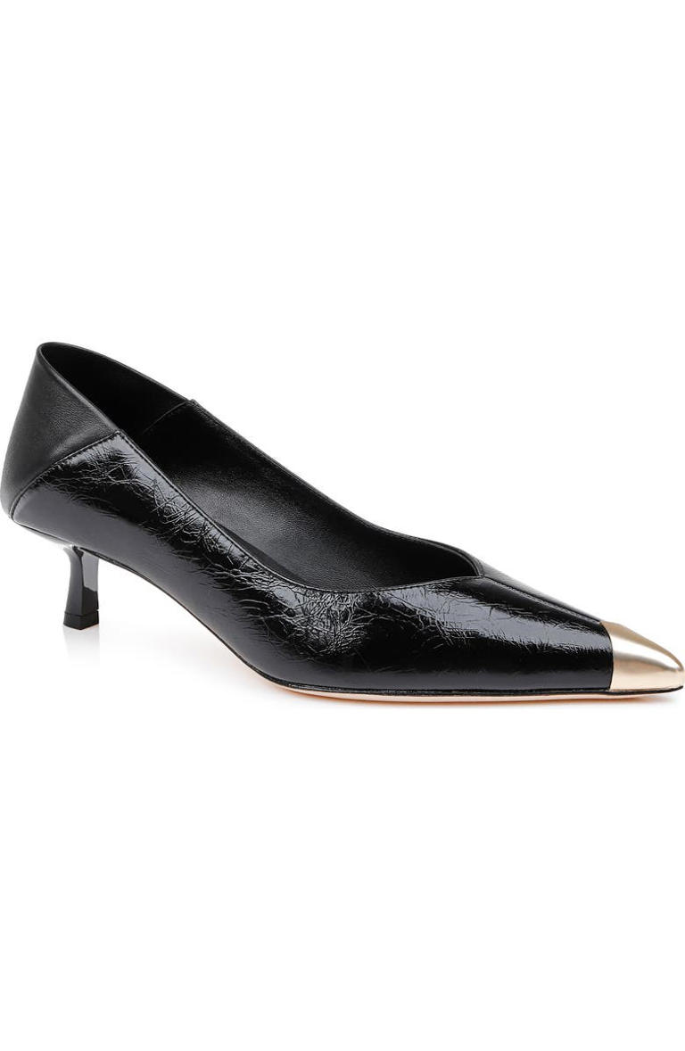 Sorry, ballet flats, but these 7 spring 2026 shoe trends are beating you