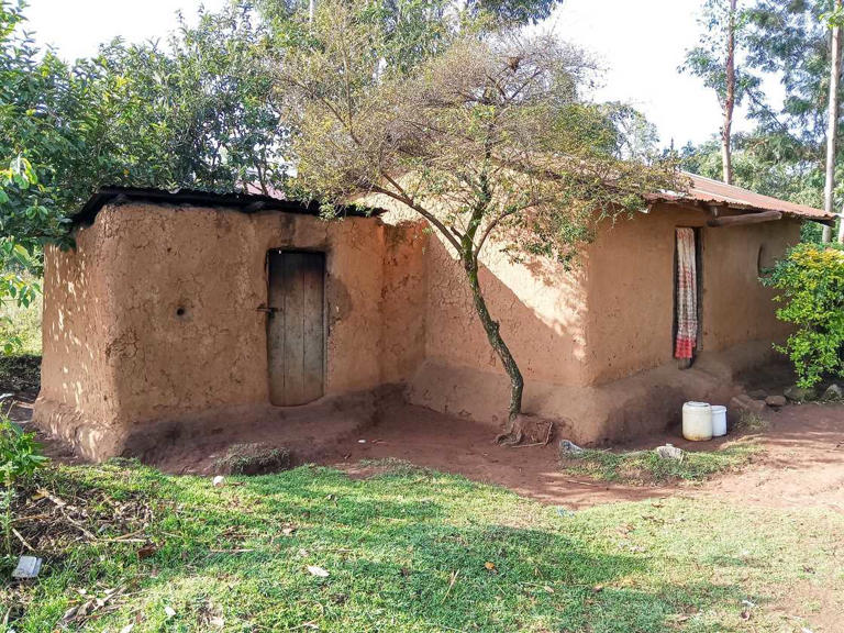 Ruto’s right-hand man surprises former nursery teacher with a house ...