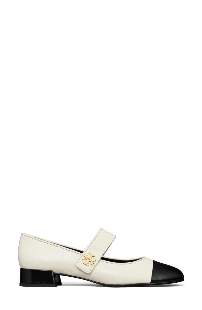 Sorry, ballet flats, but these 7 spring 2026 shoe trends are beating you