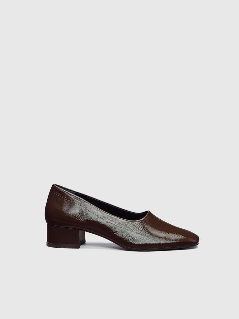 Sorry, ballet flats, but these 7 spring 2026 shoe trends are beating you