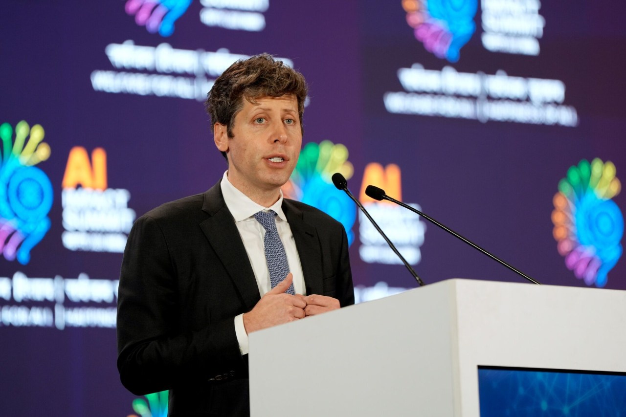 Altman says OpenAI is working on Pentagon deal amid Anthropic standoff