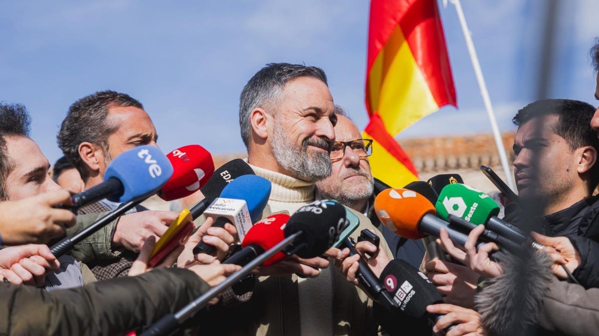 Abascal rechaza dar explicaciones por la crisis de Vox en Murcia y lo ...