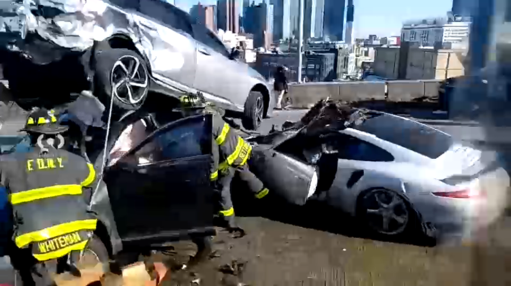 Cars piled up in multiple-vehicle crash on Long Island Expressway in ...