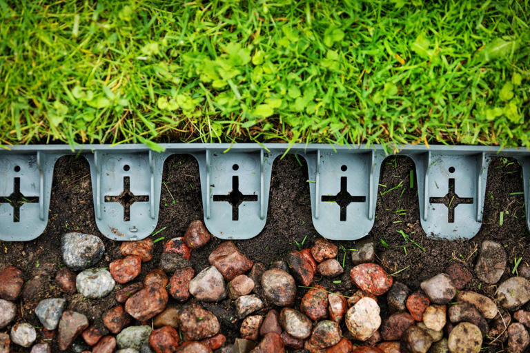 30 garden edging ideas that instantly upgrade your outdoor space