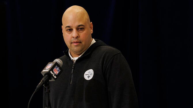 NFL combine's day 1 standouts; Max Scherzer re-signs with Blue Jays ...