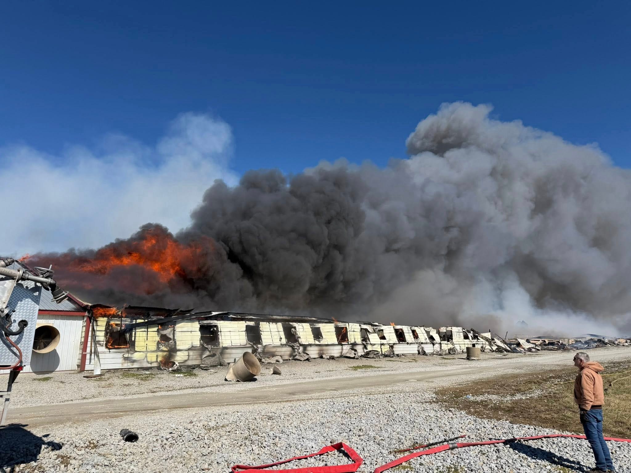 Fire kills more than 6,000 hogs at Ohio farm complex, smoke visible for ...