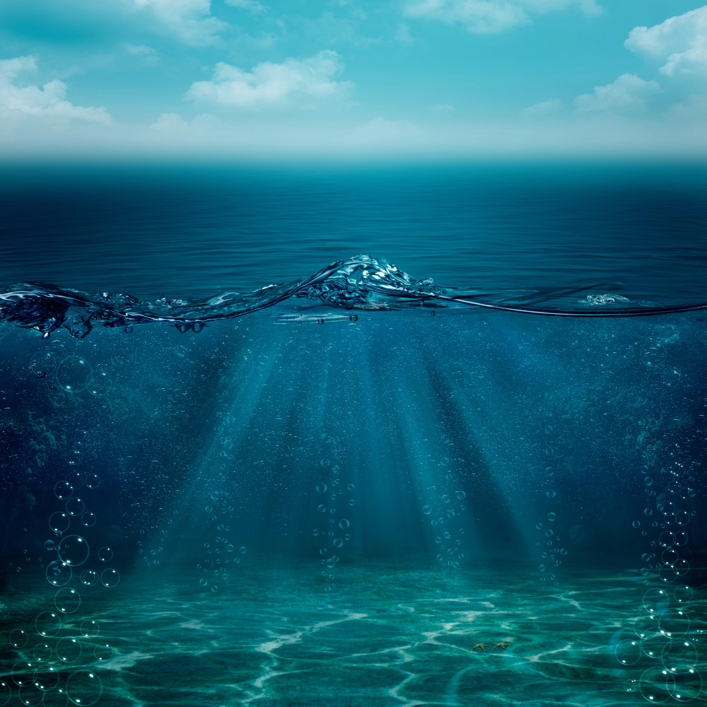 20 stunning underwater landforms that seem out of this world
