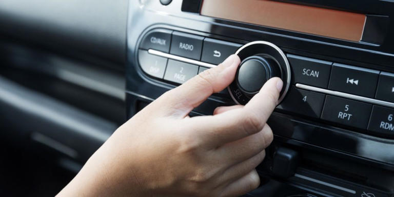 Er det slut med radio i bilen? Derfor forsvinder den fra flere nye modeller