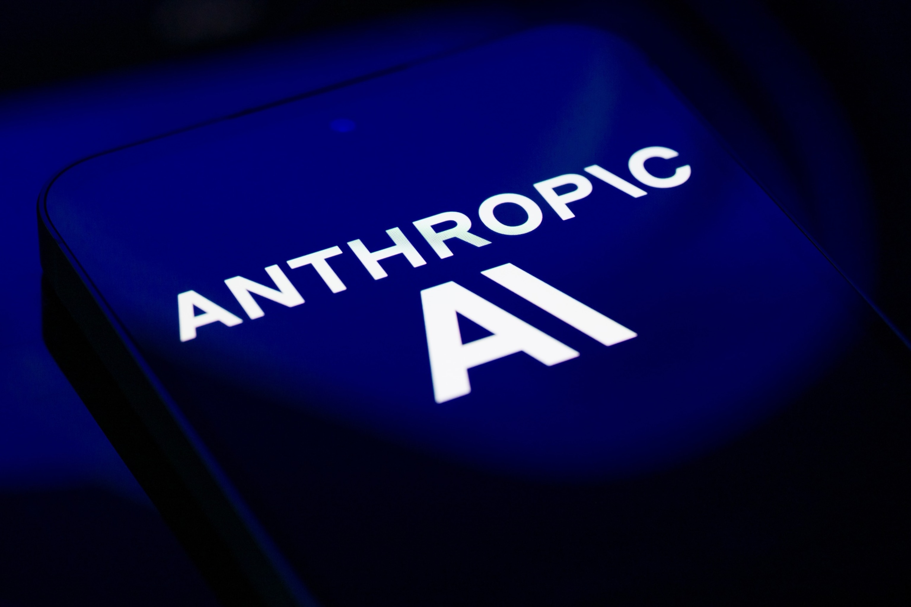 Judge temporairly blocks Pentagon's 'supply chain risk' designation for ...