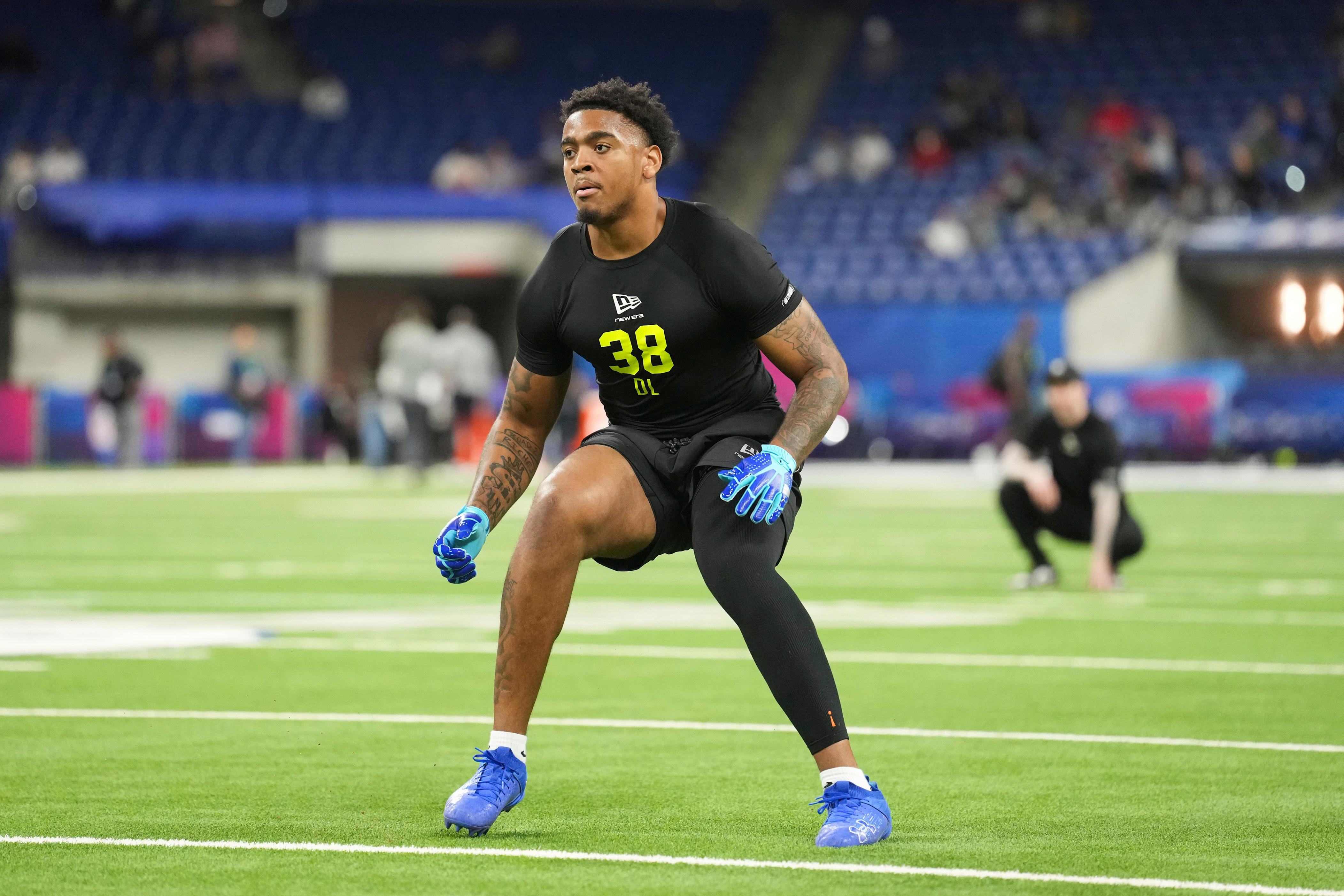 PFF projects Keldric Faulk, Connor Lew as day two NFL draft picks
