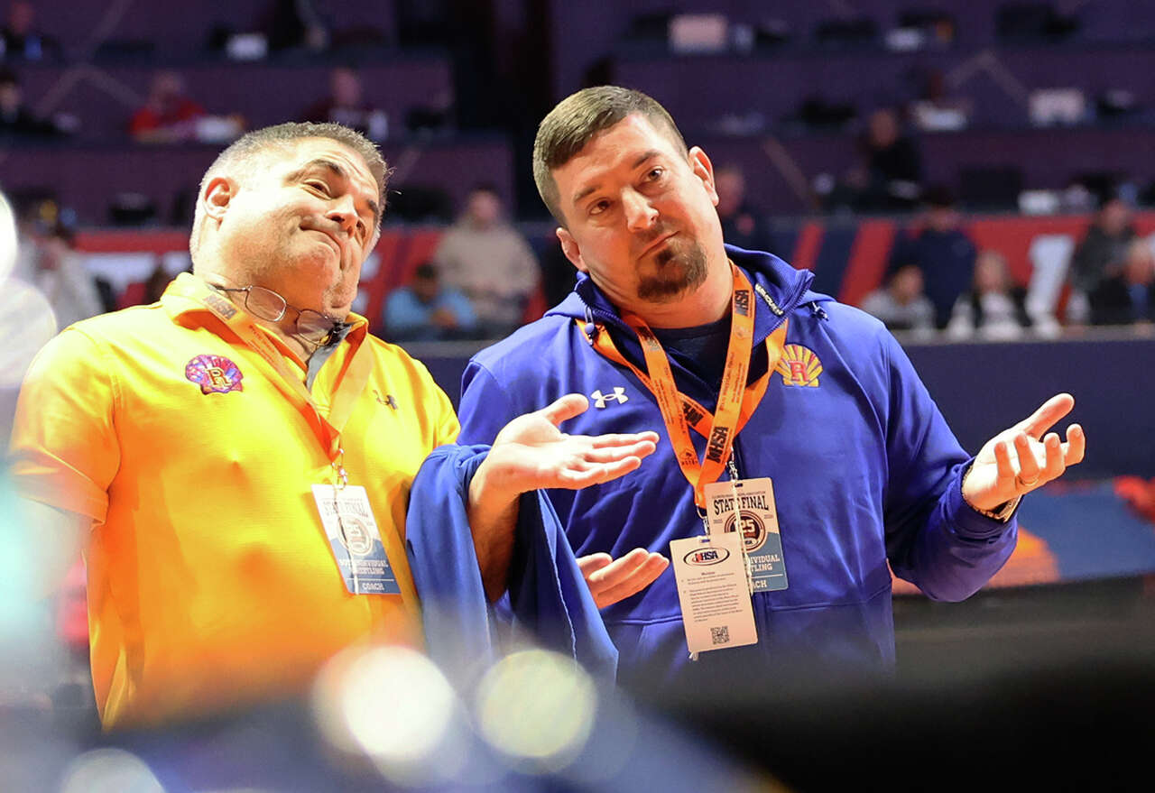 The next chapter: Roxana coach Rob Milazzo reflects on boys wrestling ...