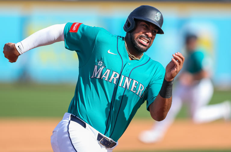 What are your way-too-early Seattle Mariners spring training hot takes ...