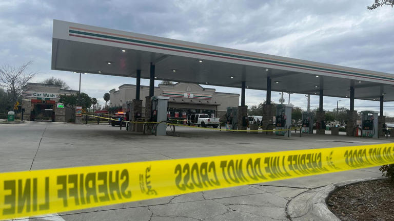 Sanford 7-Eleven shooting: 1 hurt as gas station littered in shell ...