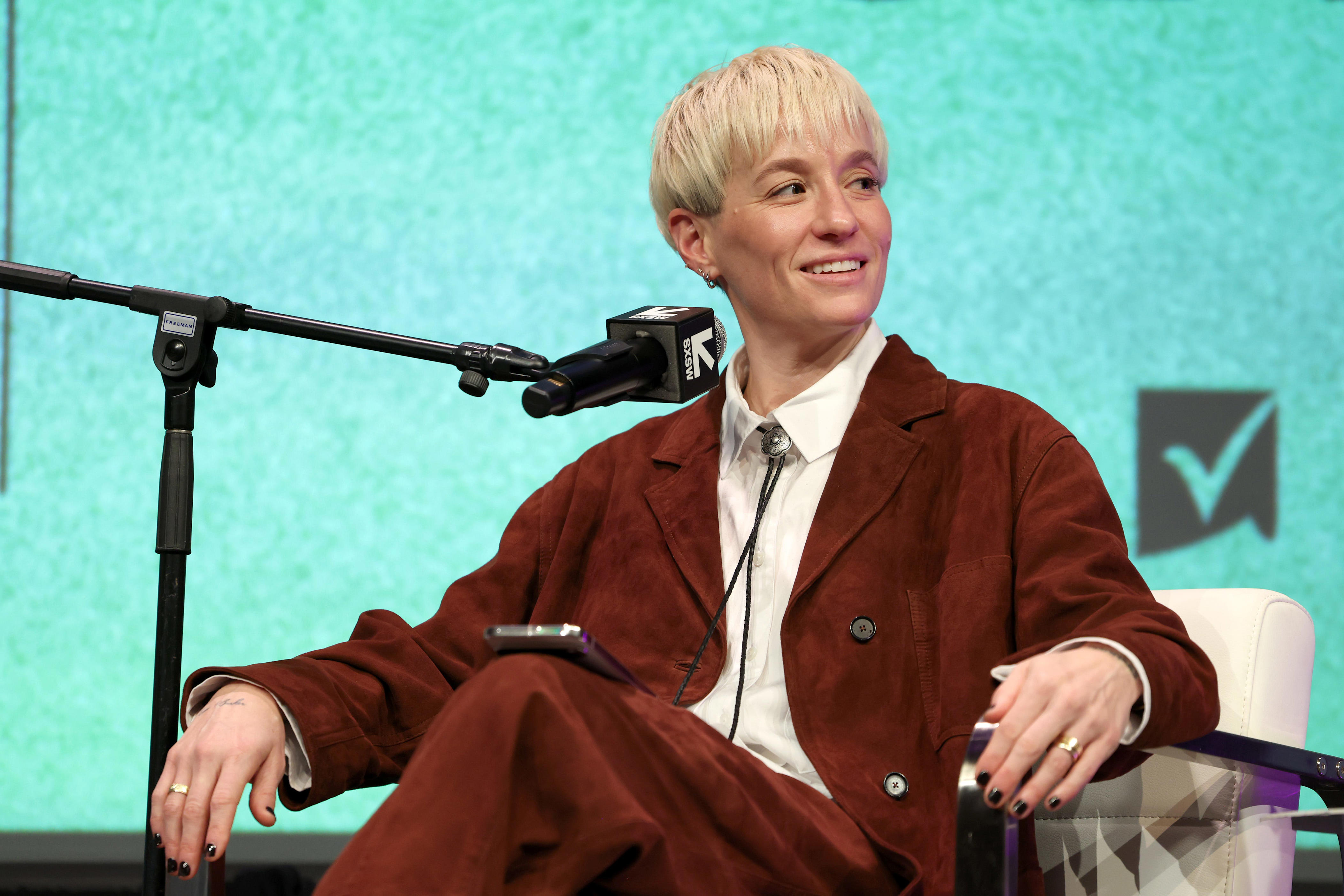 Megan Rapinoe slams 'clown' USA men's hockey team for being co-opted by ...