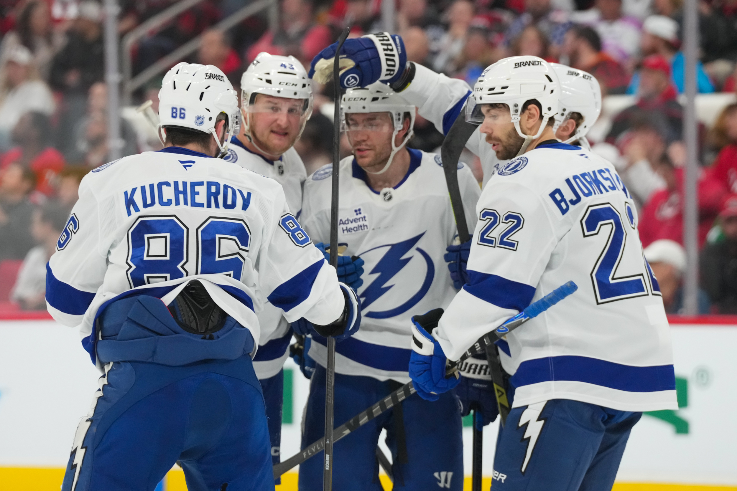 Lightning rolling — do they even need a deadline move?