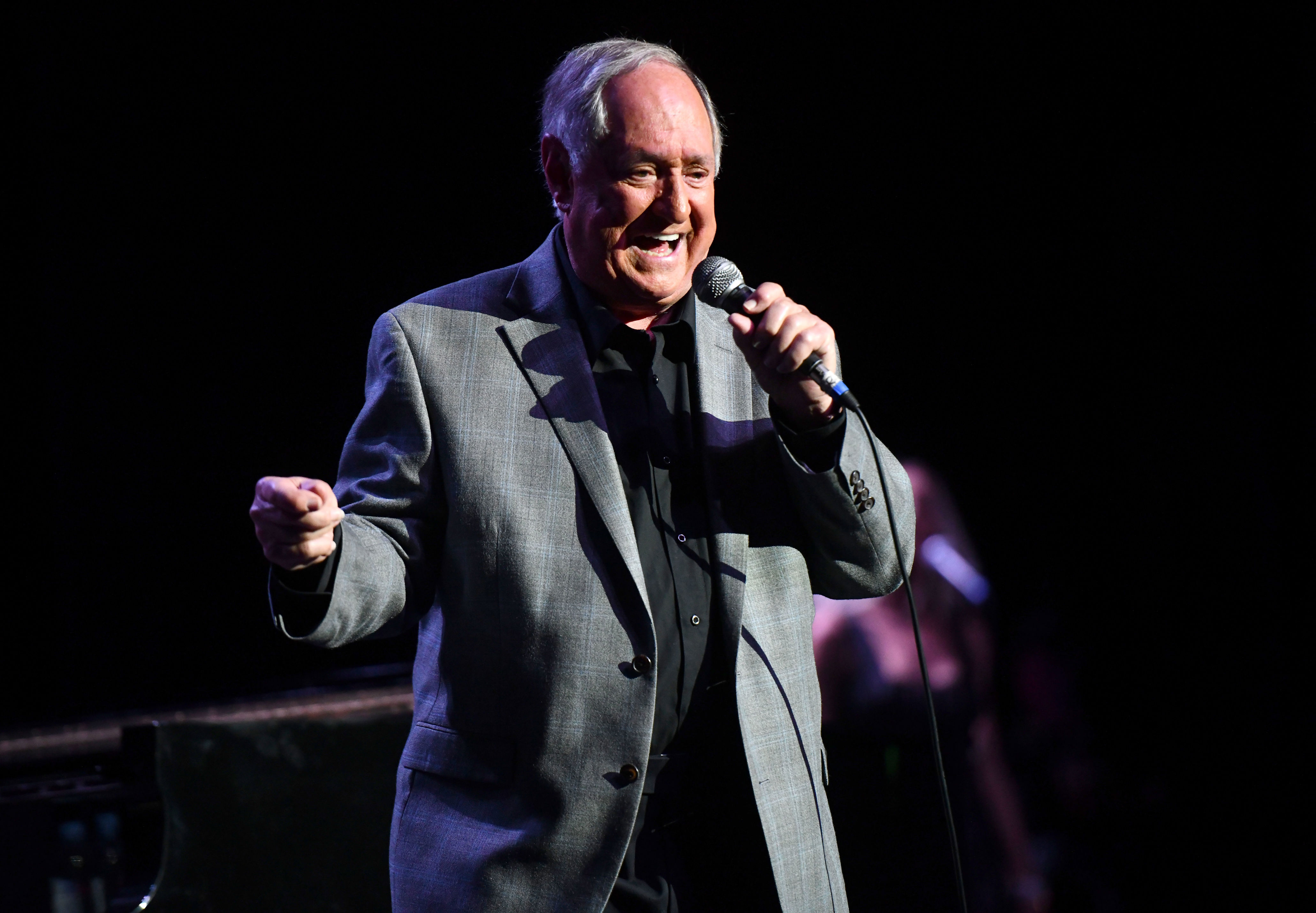 Music legend Neil Sedaka dead at 83 after being rushed to LA hospital