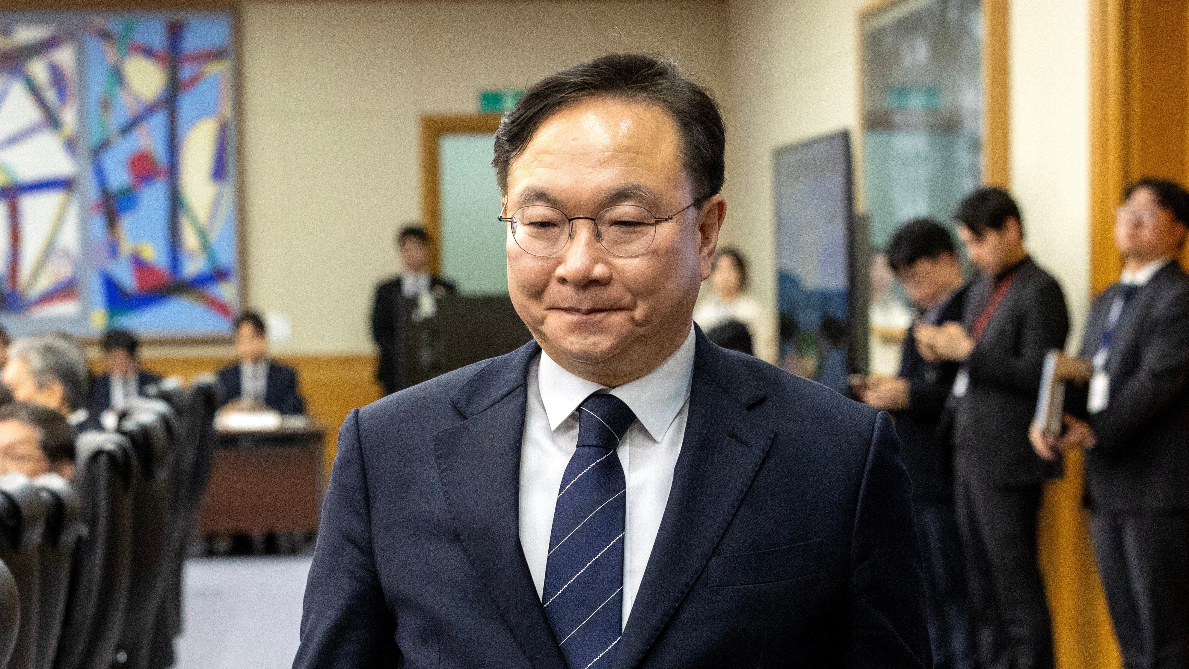 Court chief resigns in protest against Democratic Party's judicial laws