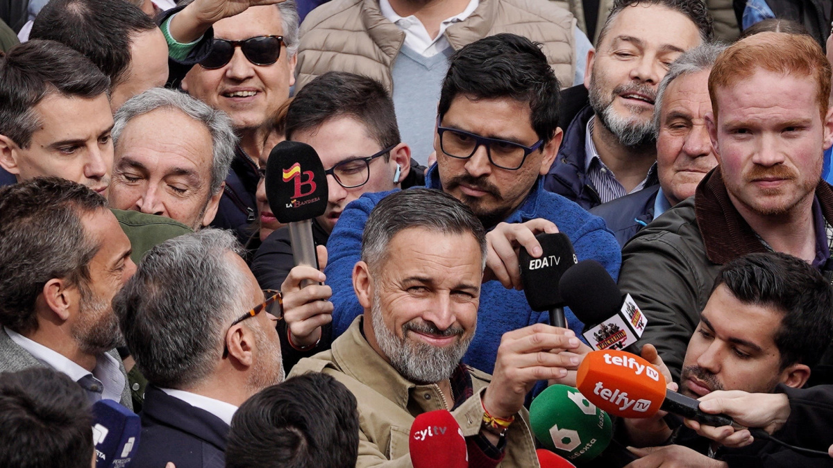 Abascal tacha la crisis de Vox en Murcia de "campaña orquestada" por PP ...
