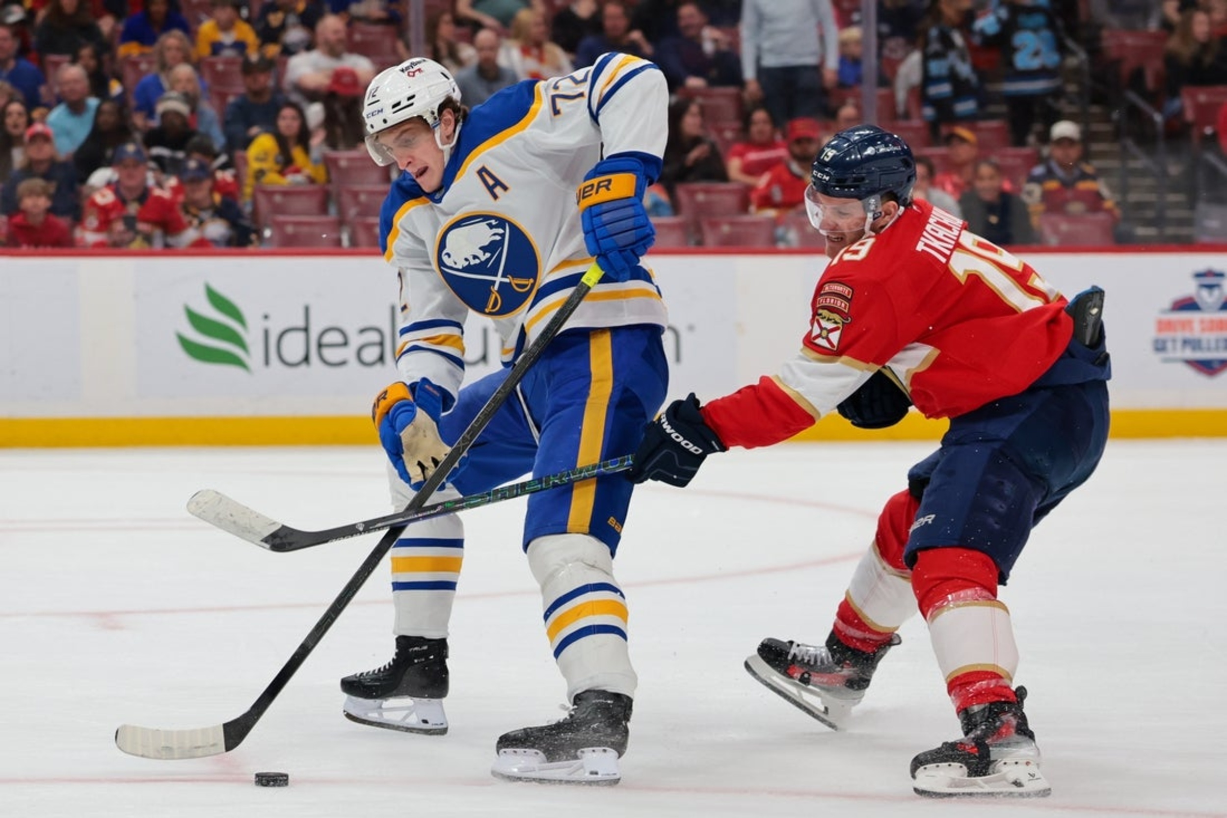 Sabres, Panthers aiming to return to win column in division clash