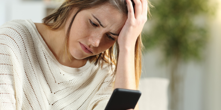 Violencia digital: cómo el odio en redes busca silenciar a las mujeres