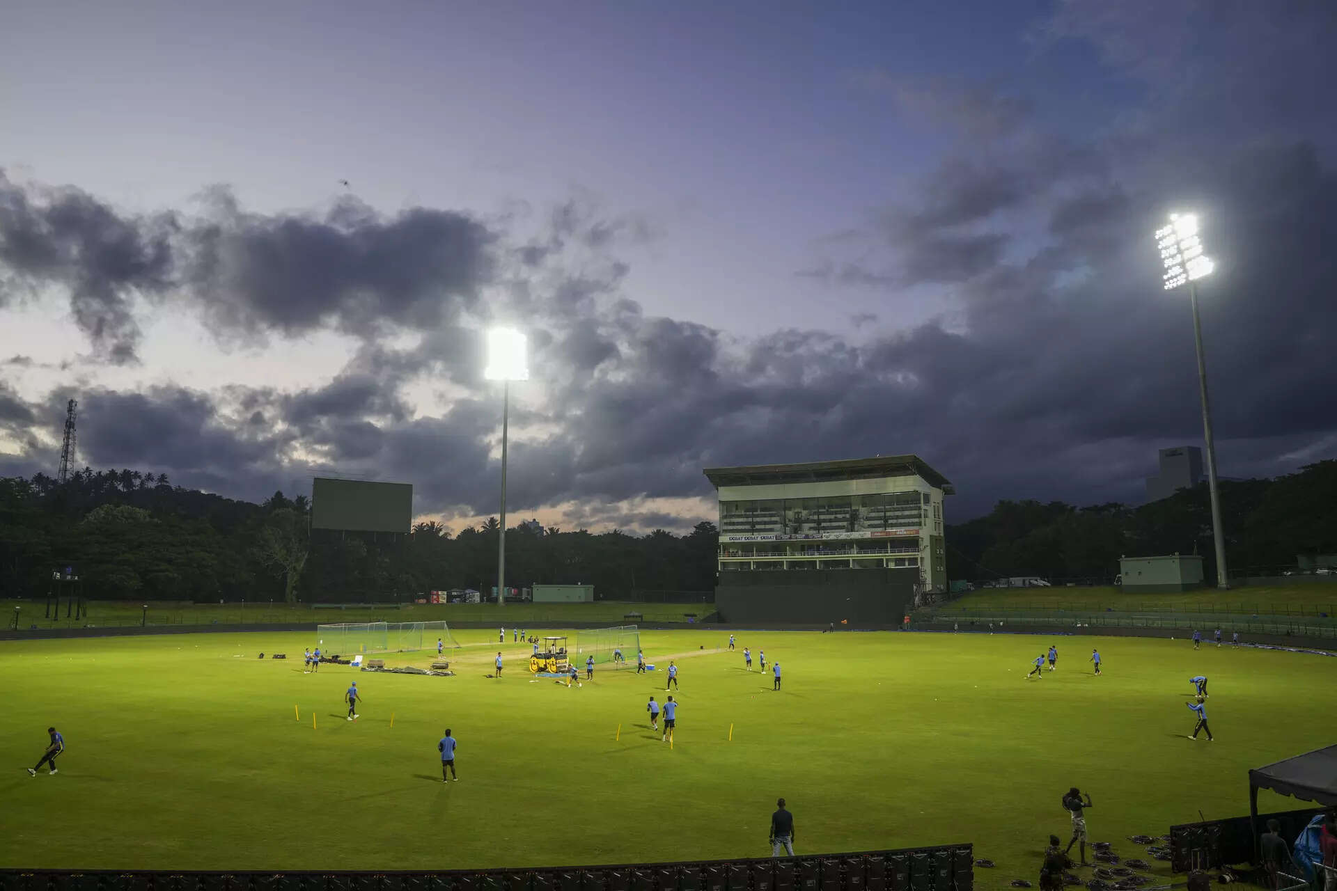PAK vs SL Kandy weather update: Will rain disrupt Pakistan's progress ...