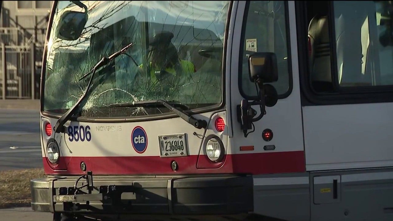 20 injured in crash involving CTA bus on Chicago's South Side ...